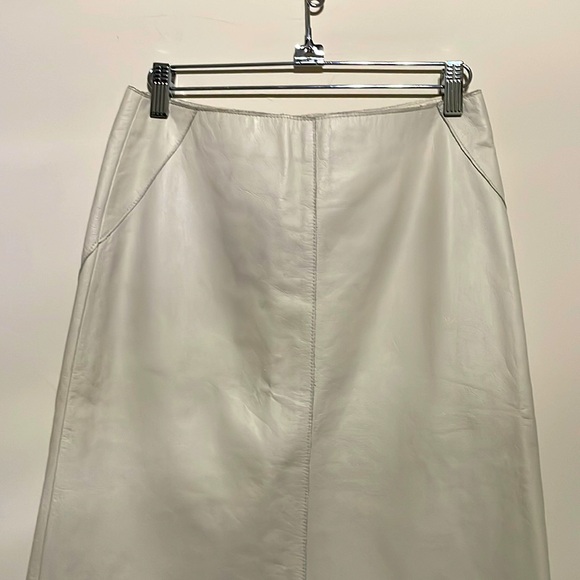 Kenneth Cole leather skirt - Picture 3 of 5